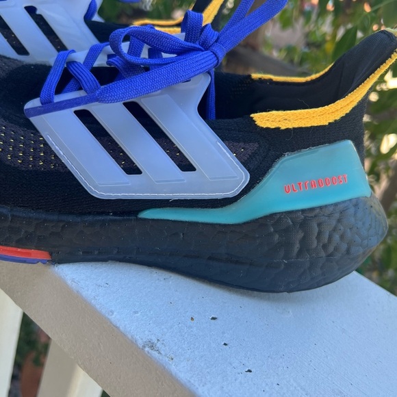 Adidas Black and Blue Athletic Shoes Ultraboost 21 running shoes size 4 Women's - Picture 5 of 12
